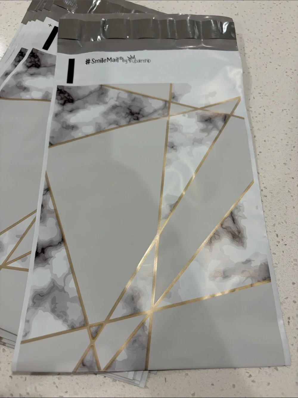 QTY 20 6”x9” Marble & Gold Geometric Shipping Mailers - White/Gold Unisex